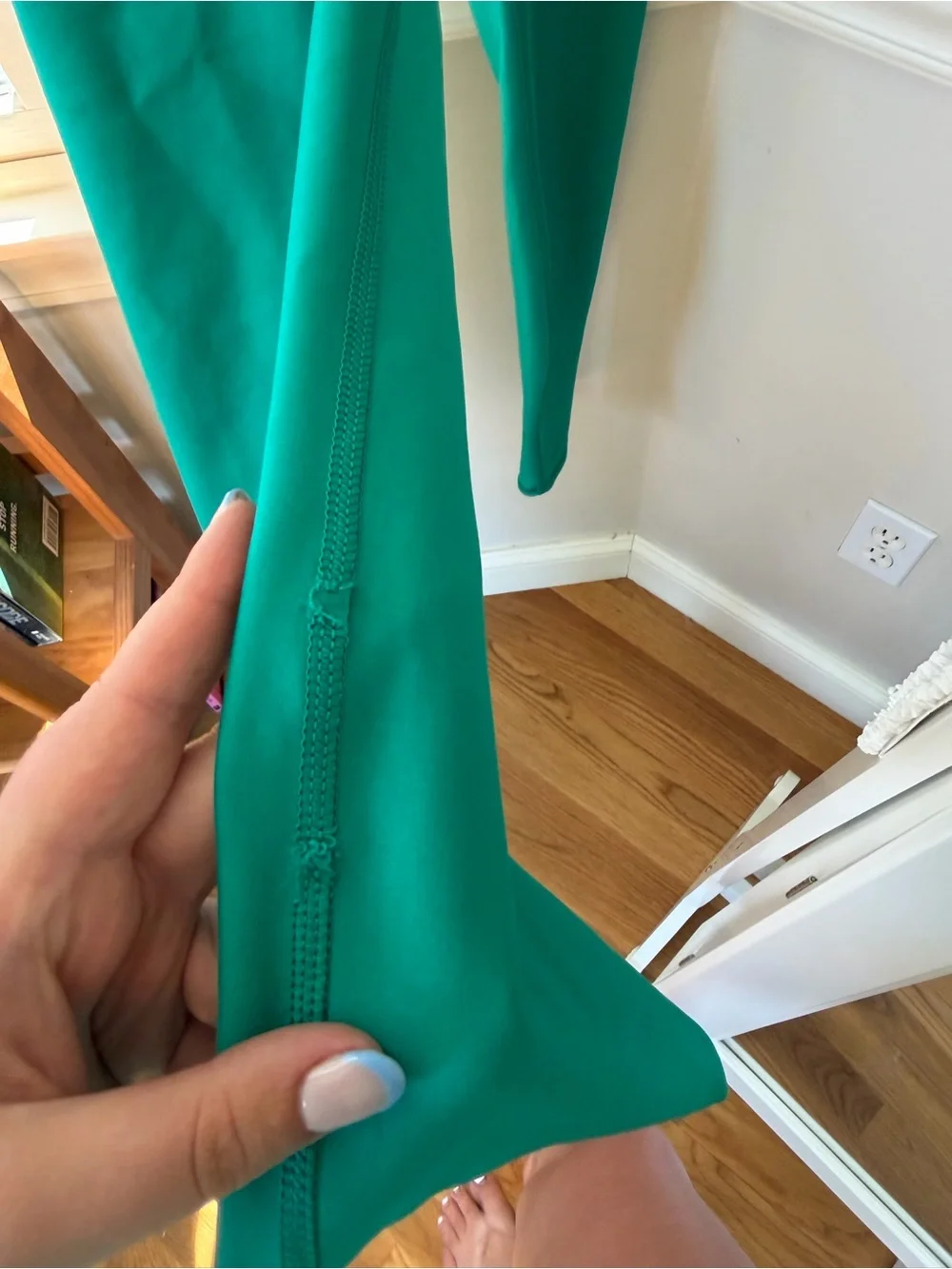 ALO Yoga Spruce Green Airlift Leggings Size Small